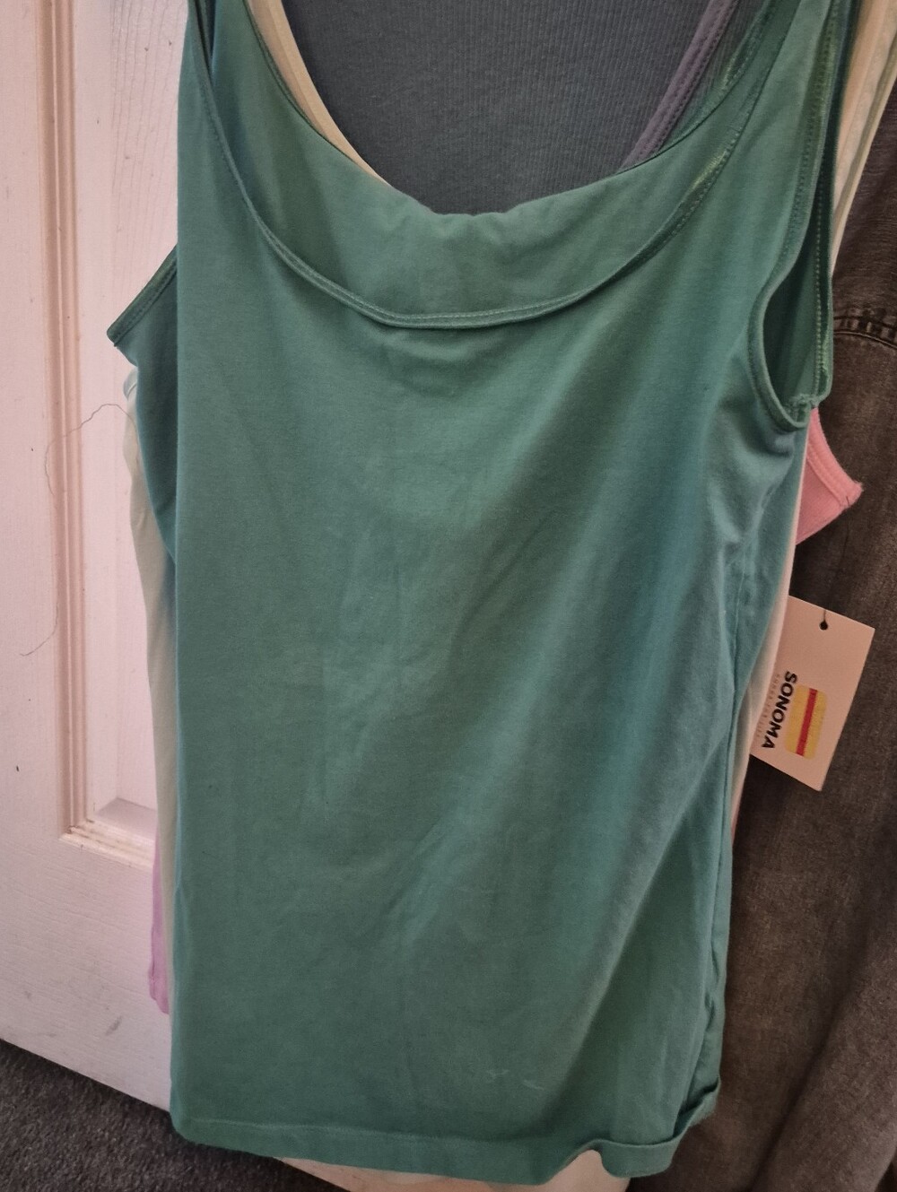 8 Women's Tank Tops 5 size Med 3 Sm Most Unworn Quality Brands 8 For Only $14 - Picture 6 of 15